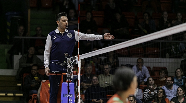 Voleybol Hakem İşaretleri ve Görevleri Nelerdir?