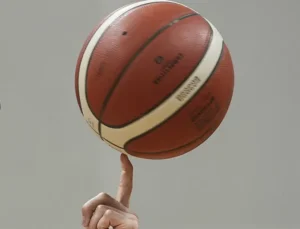 Basketbolda Temel Duruşlar Nelerdir?