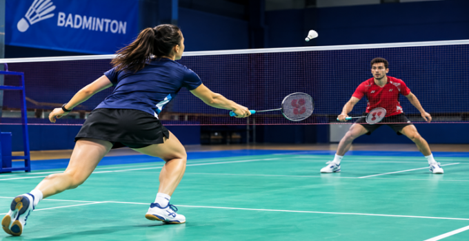 Badmintonda Servis, Badmintonda Servis Çeşitleri nelerdir