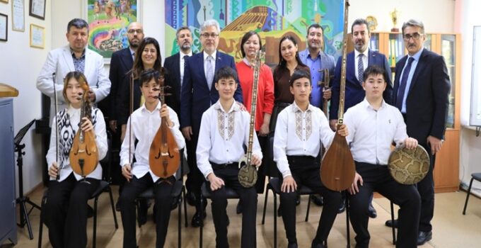 MEB Heyeti Kazakistan’da Müzik Eğitimi Kurumlarını Ziyaret Etti